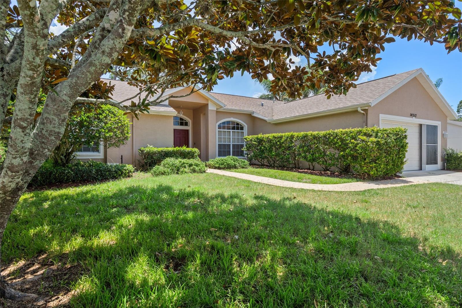 Listing photo id 0 for 14517 Pimberton Drive