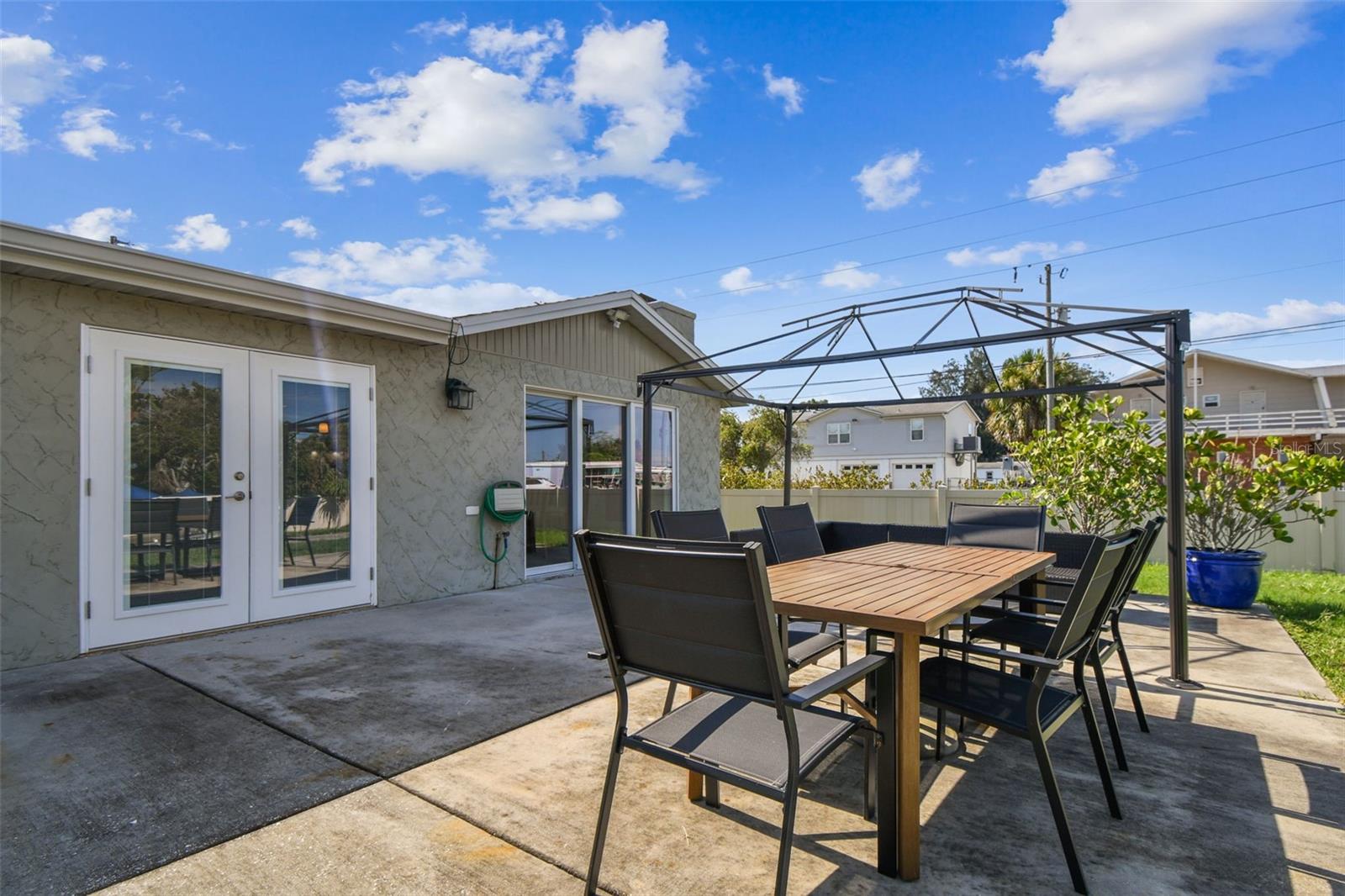 Image 48 of 93 For 13727 Coco Avenue