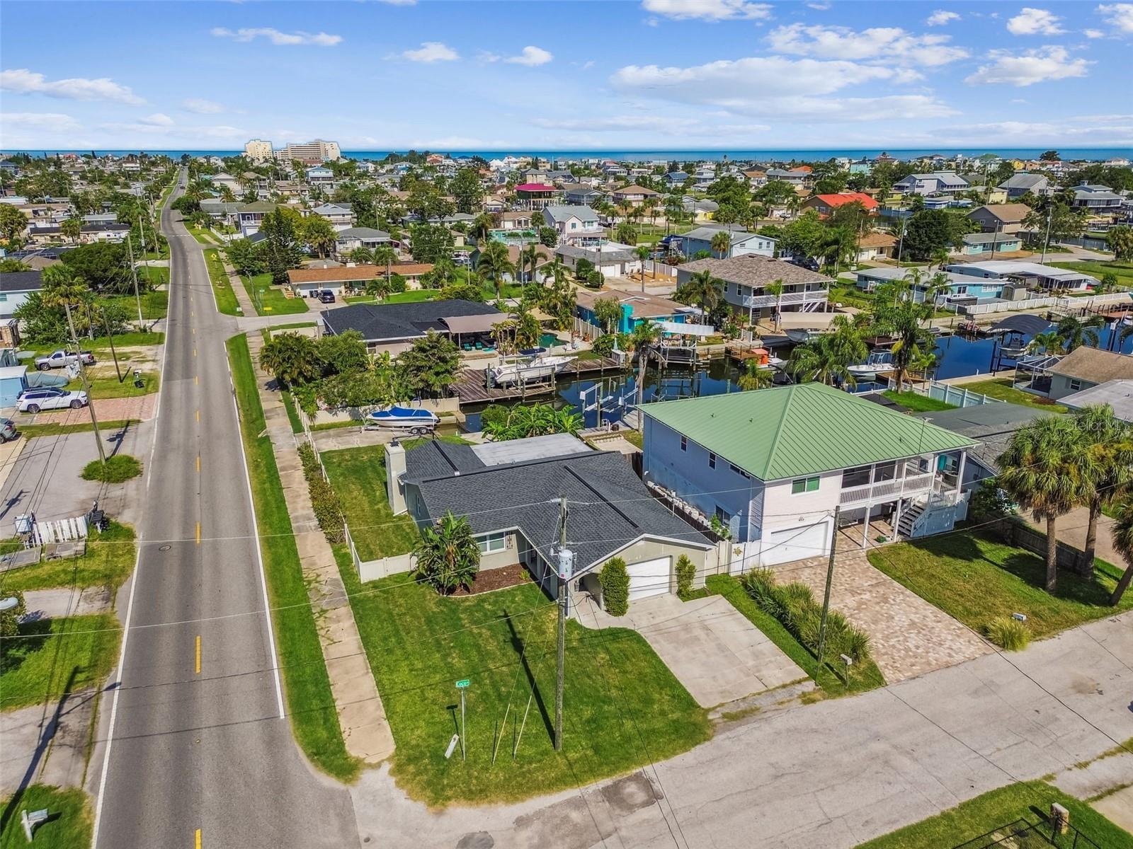 Image 63 of 93 For 13727 Coco Avenue