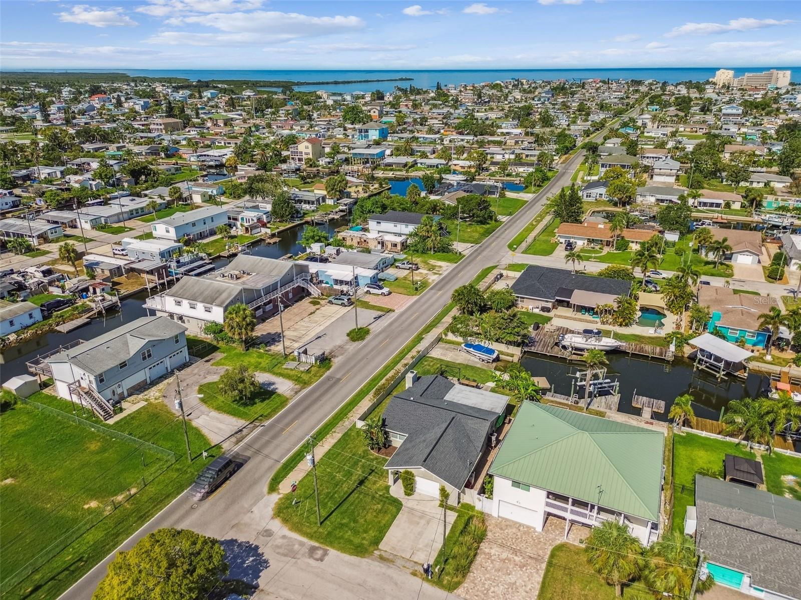 Image 72 of 93 For 13727 Coco Avenue