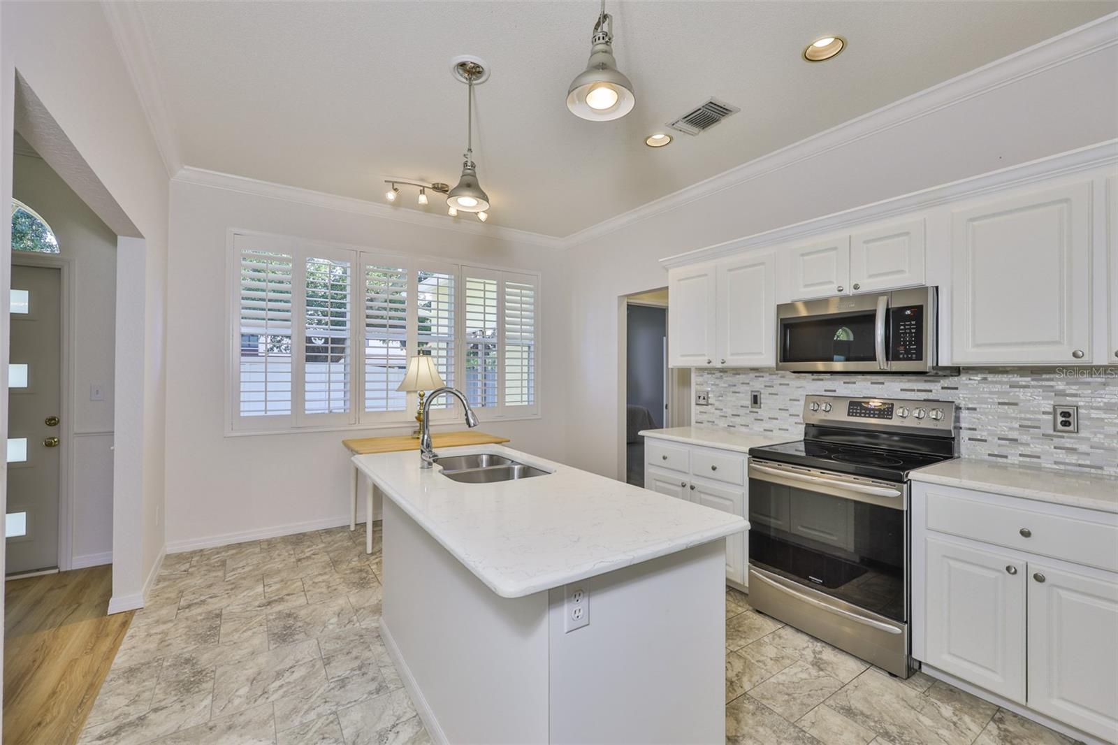 Image 12 of 40 For 2224 Barbara Drive