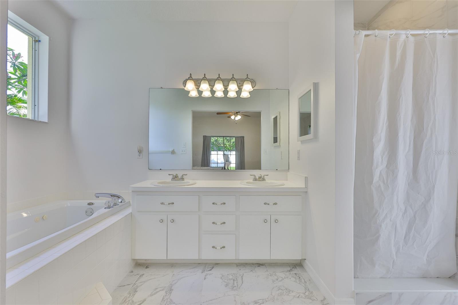 Image 22 of 40 For 2224 Barbara Drive