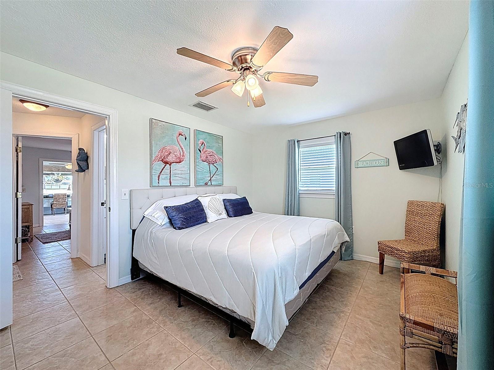 Listing photo id 30 for 12817 2nd Isle