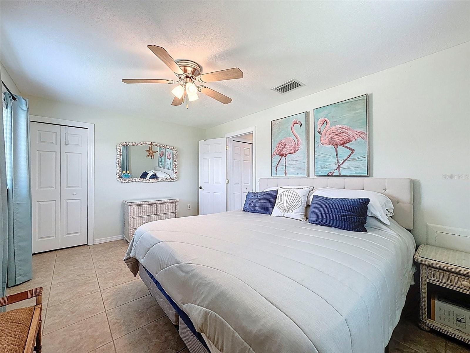 Listing photo id 32 for 12817 2nd Isle
