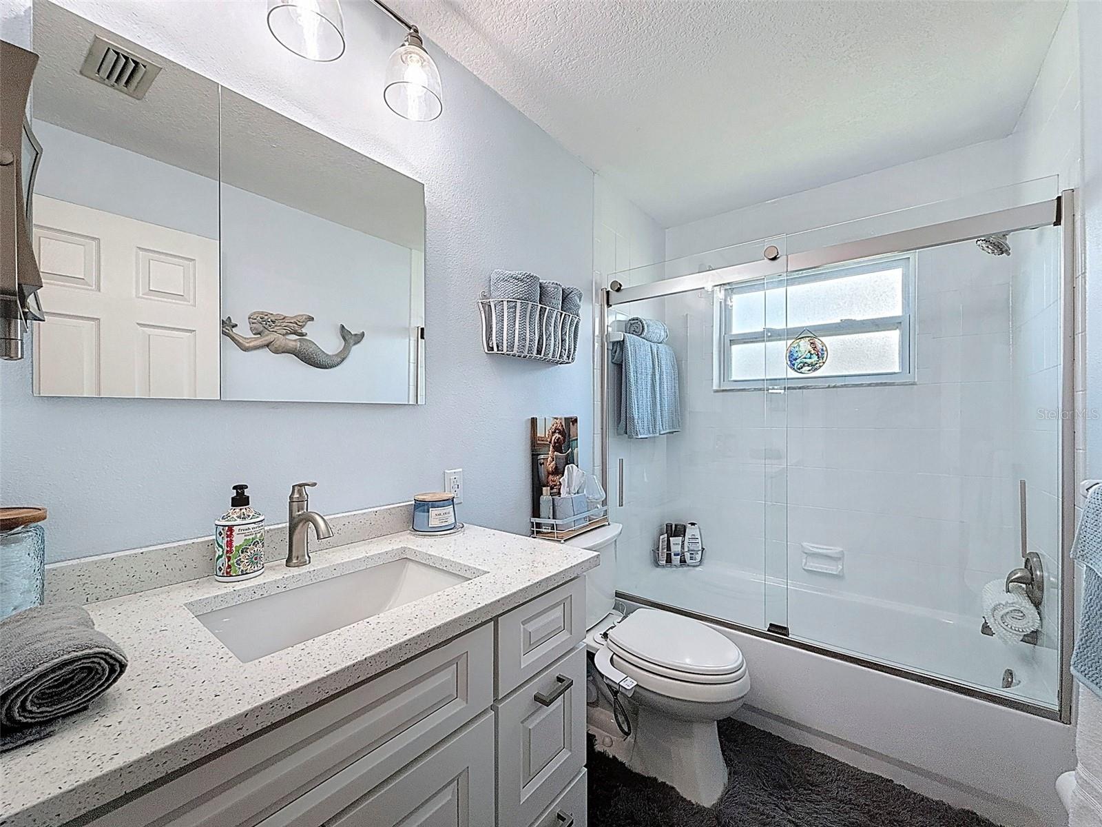 Listing photo id 33 for 12817 2nd Isle