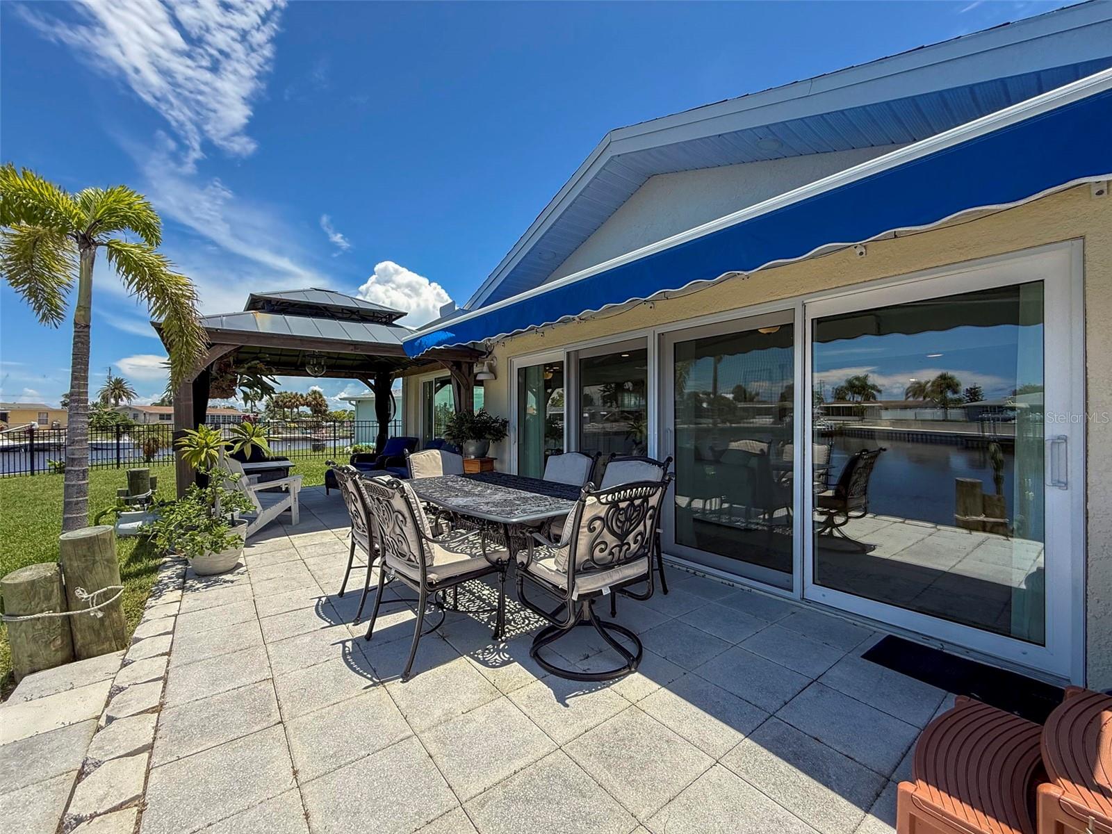 Listing photo id 42 for 12817 2nd Isle