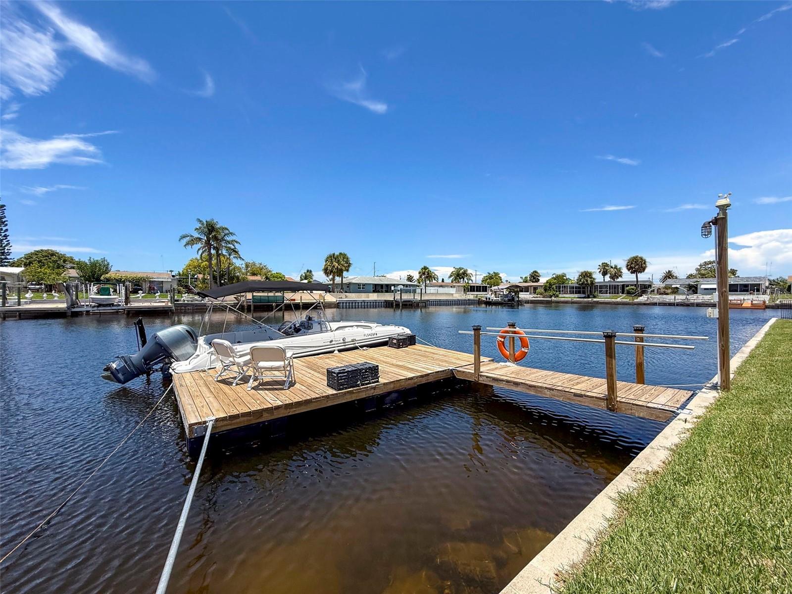 Listing photo id 50 for 12817 2nd Isle