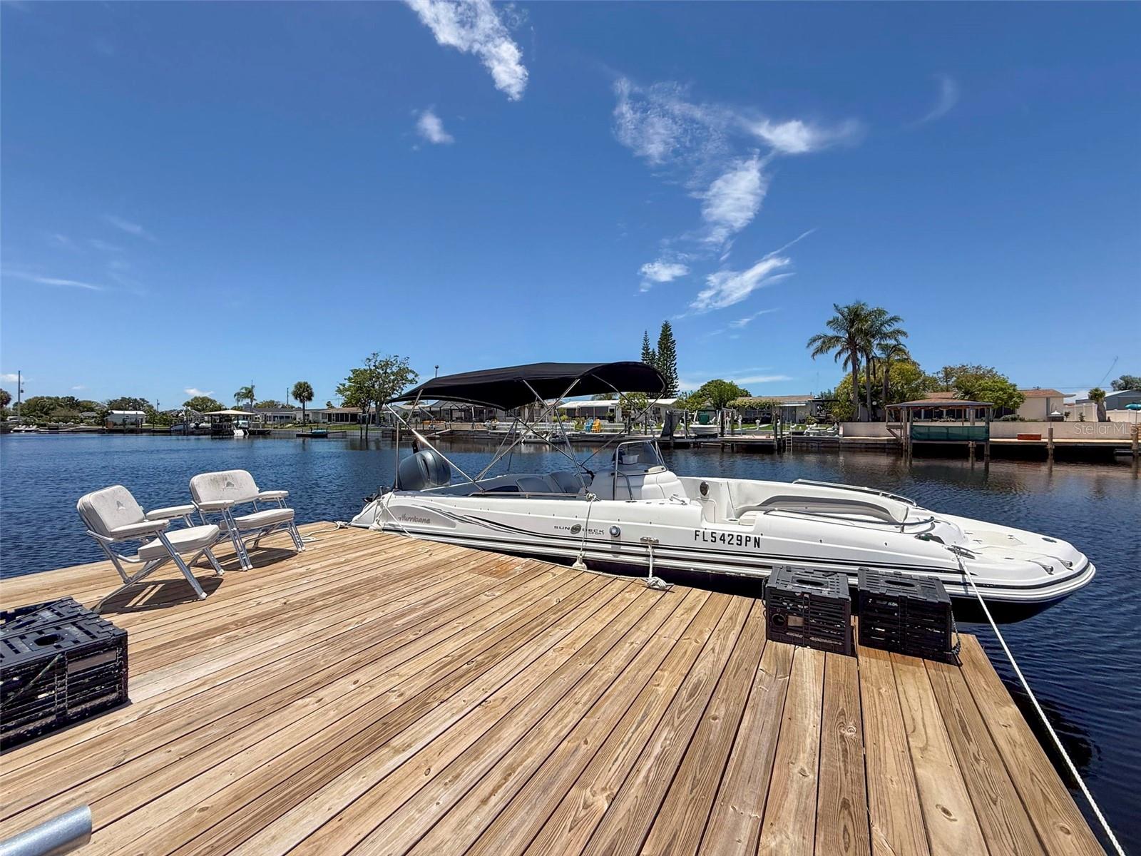 Listing photo id 51 for 12817 2nd Isle