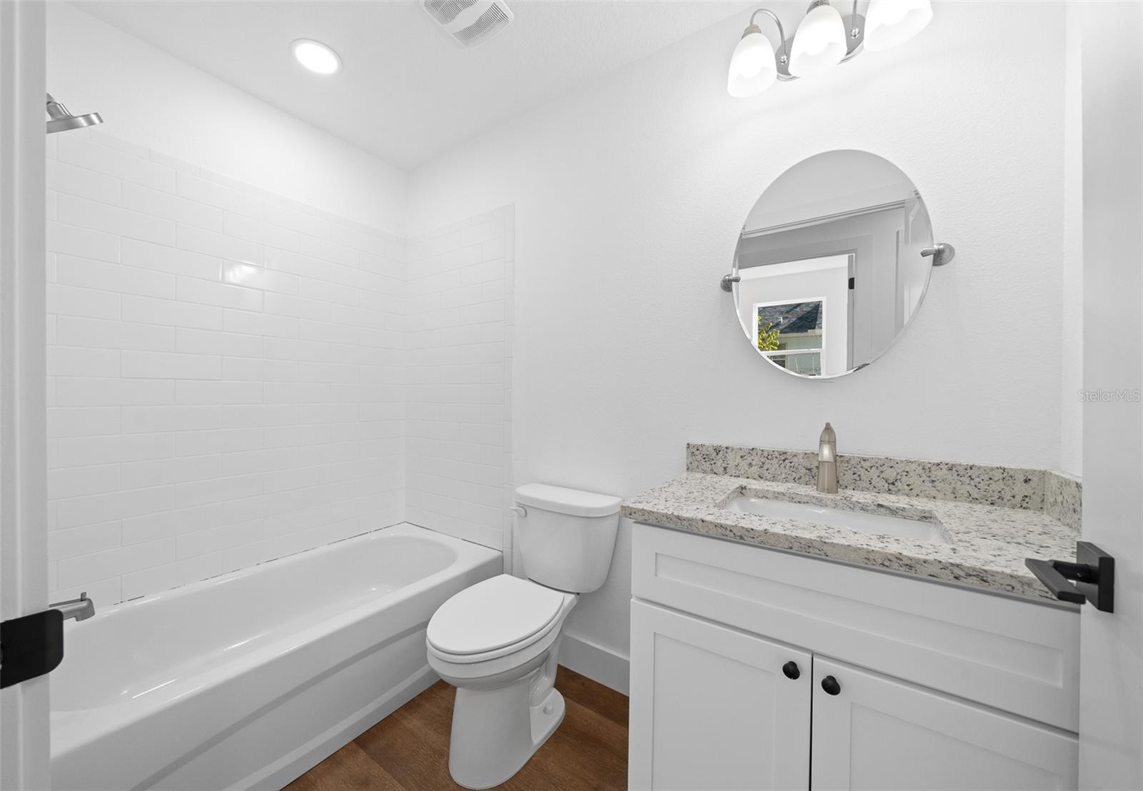 Image 21 of 27 For 8980 Long Lake Avenue