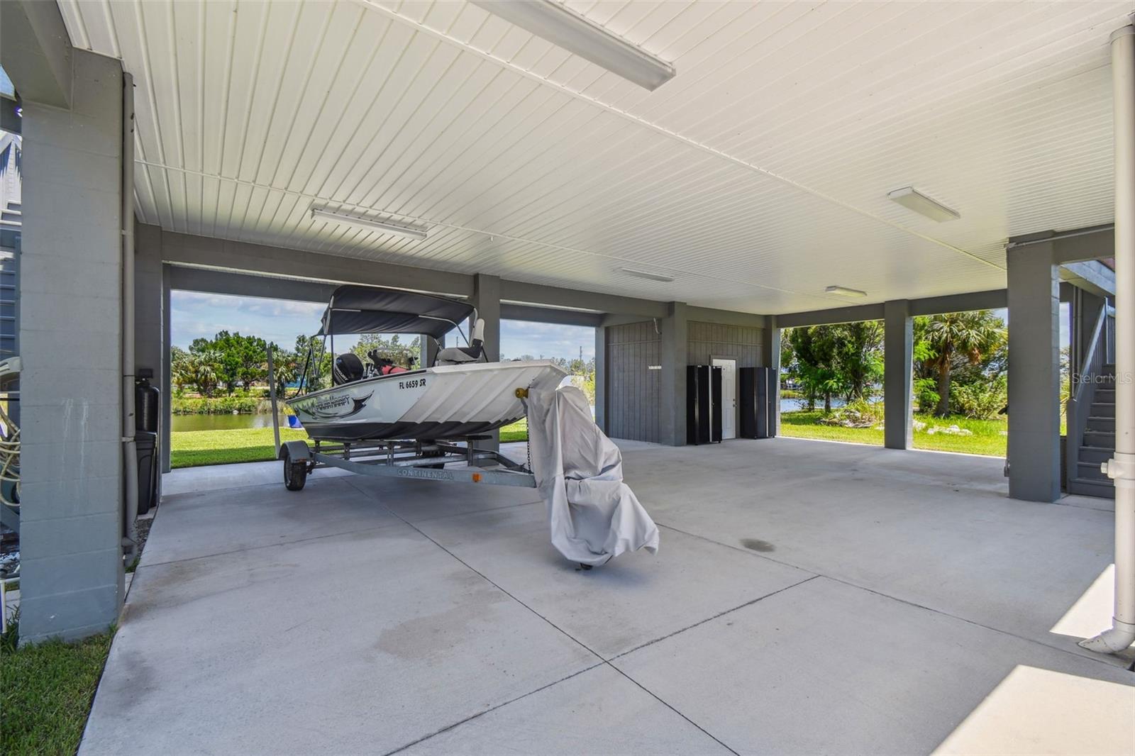 Image 22 of 39 For 3416 Fernleaf Drive