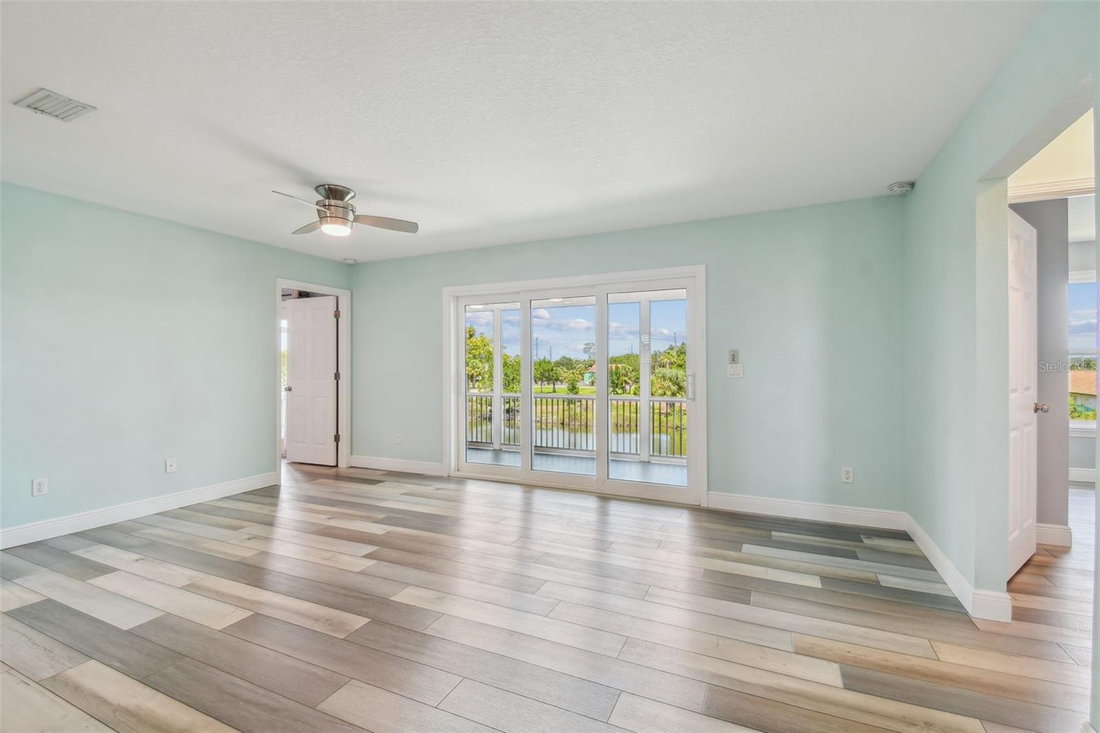 Image 5 of 39 For 3416 Fernleaf Drive