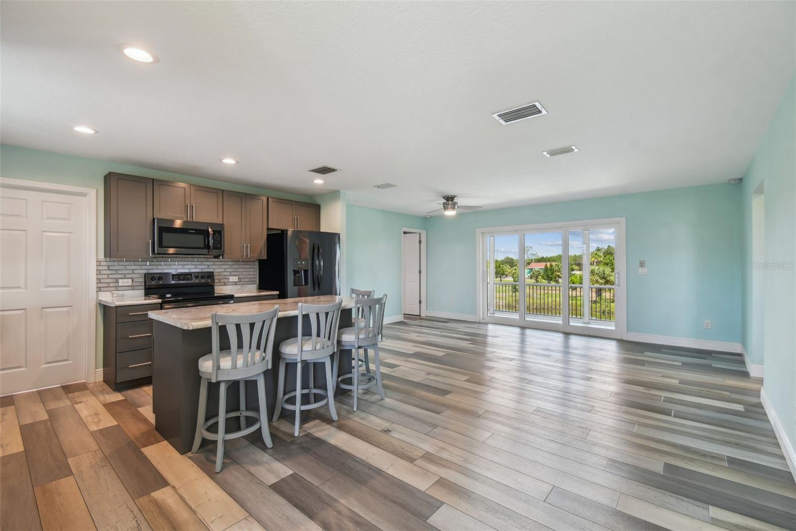 Image 7 of 39 For 3416 Fernleaf Drive