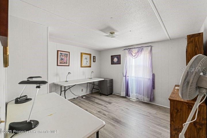 Image 12 of 32 For 7444 Moriah Avenue