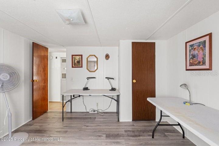 Image 13 of 32 For 7444 Moriah Avenue