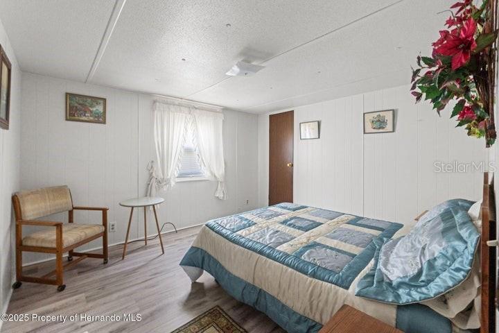 Image 15 of 32 For 7444 Moriah Avenue