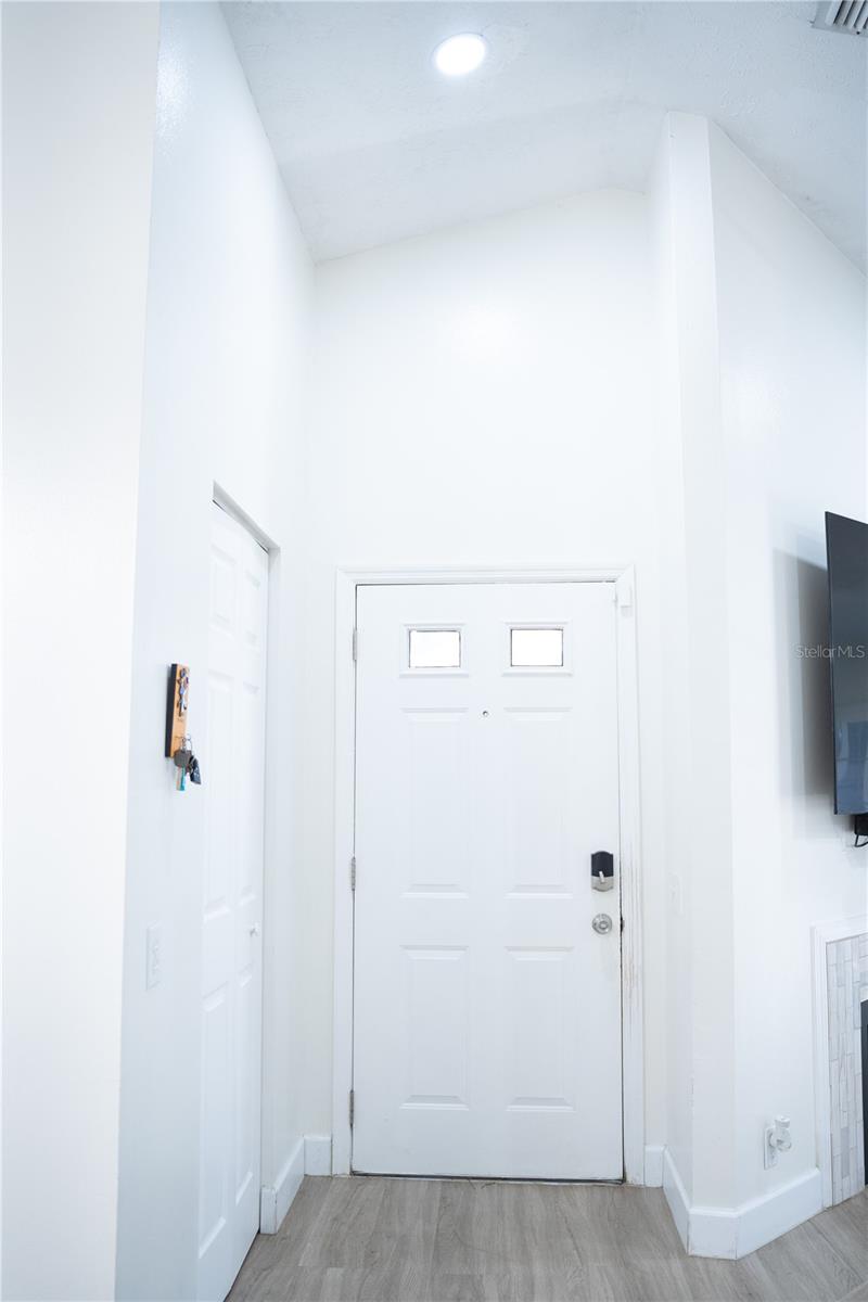 Image 30 of 33 For 9468 Forest Hills Circle