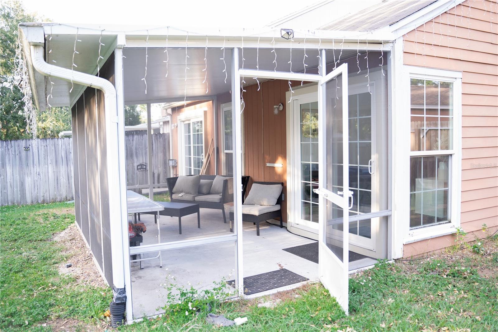 Image 6 of 33 For 9468 Forest Hills Circle
