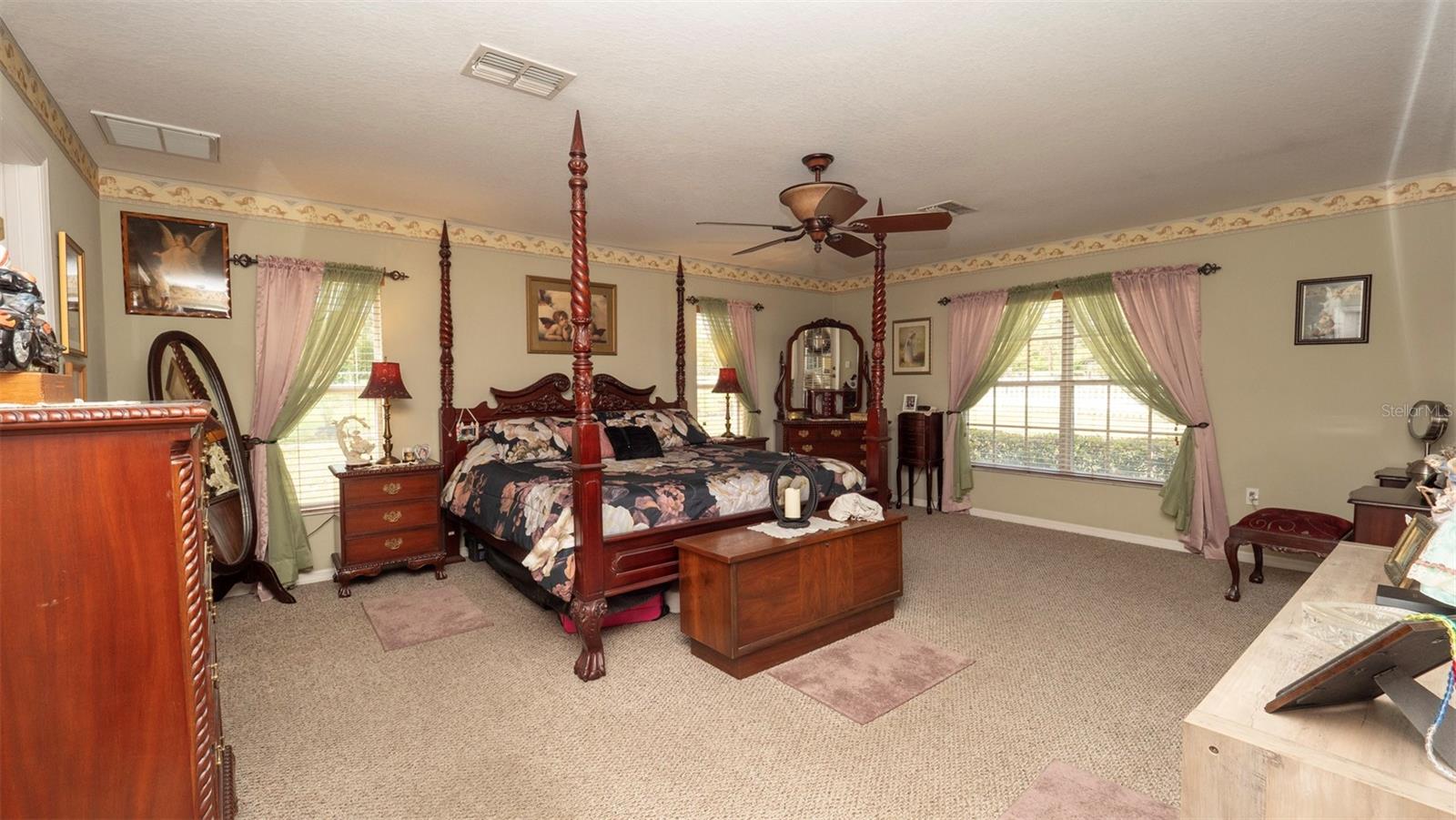 Image 16 of 44 For 17852 Fancy Lane