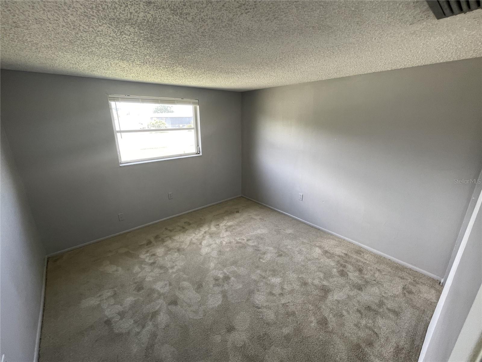Image 10 of 18 For 4136 Shoreline Drive