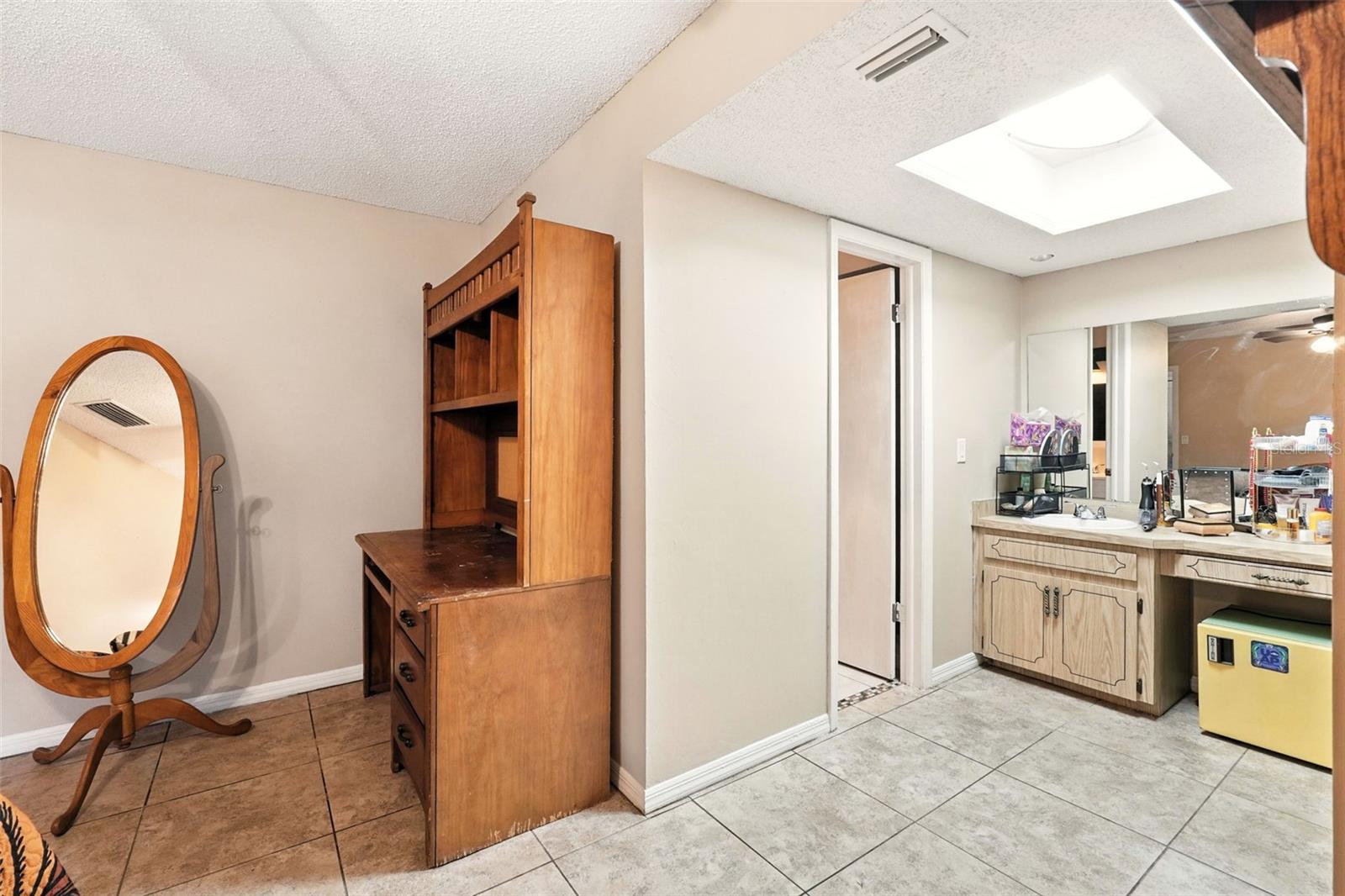 Image 22 of 35 For 6135 Hardrock Circle