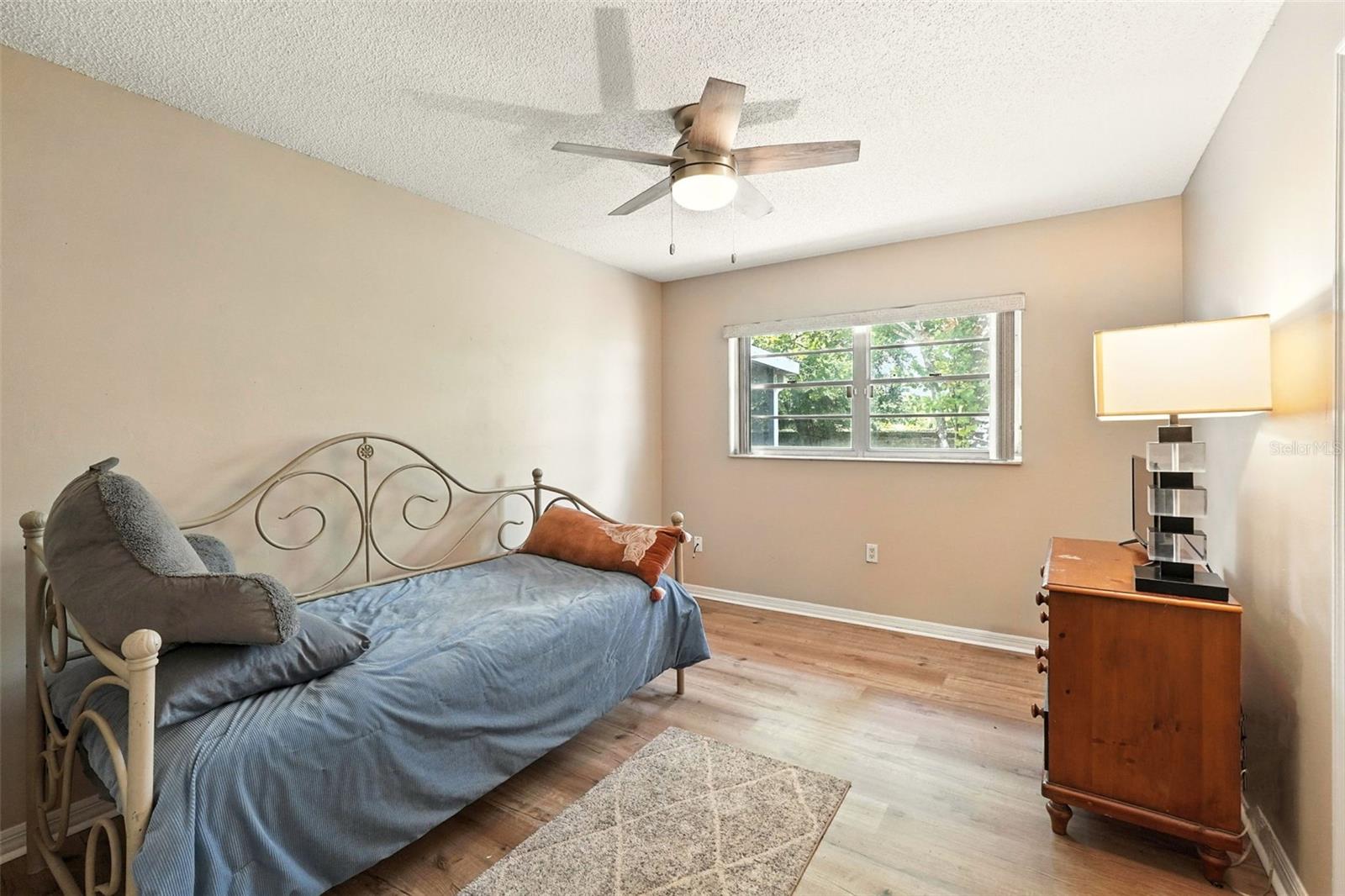 Image 27 of 35 For 6135 Hardrock Circle