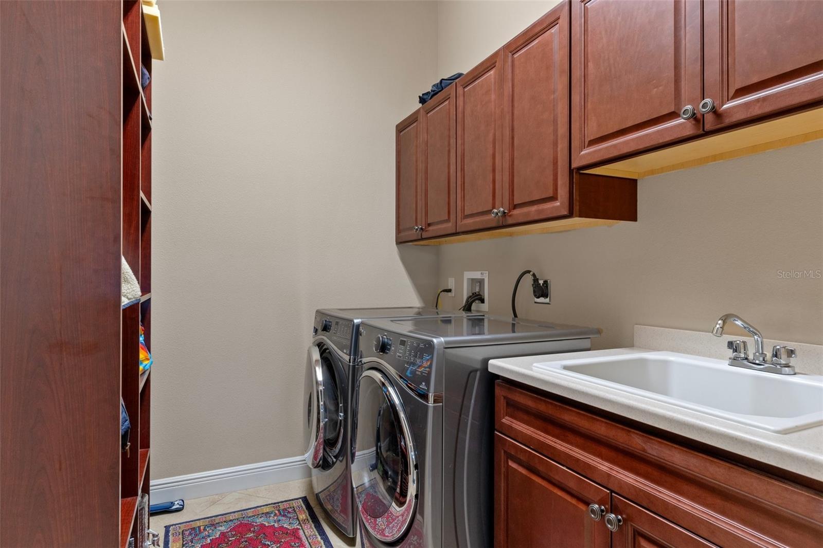 Listing photo id 37 for 1576 Eagle Ridge Path