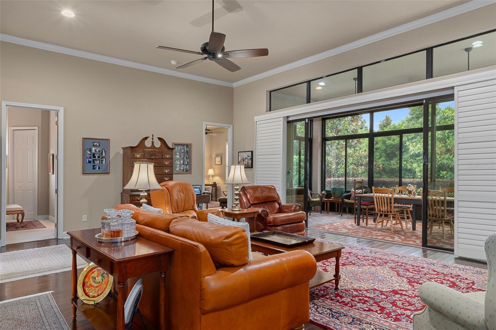 Listing photo id 7 for 1576 Eagle Ridge Path