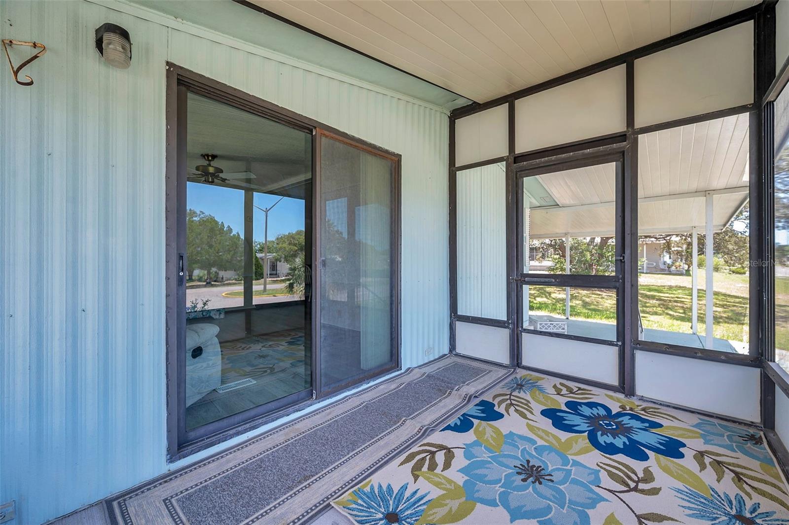Image 10 of 90 For 16131 Brookridge Boulevard