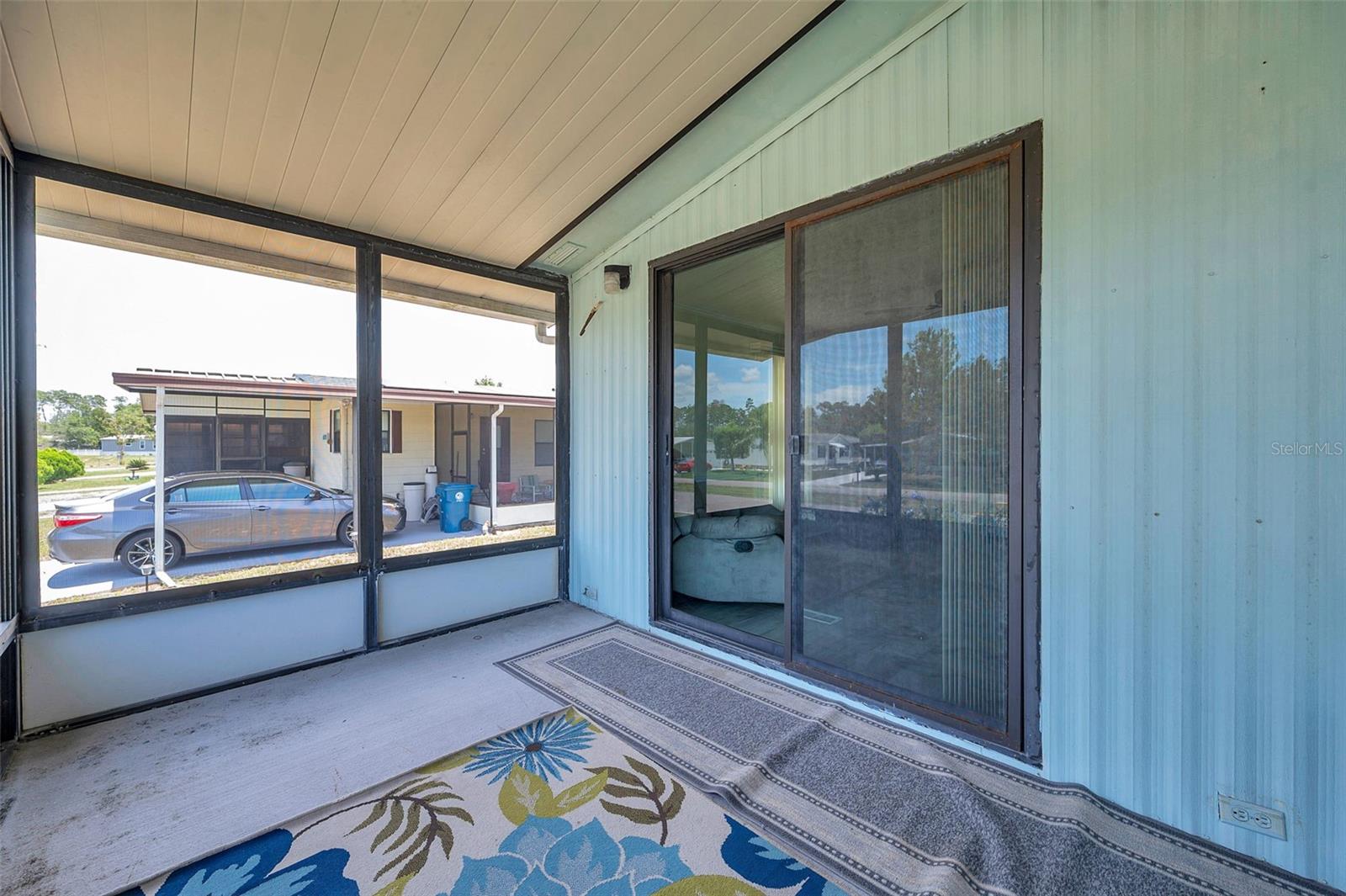 Image 11 of 90 For 16131 Brookridge Boulevard