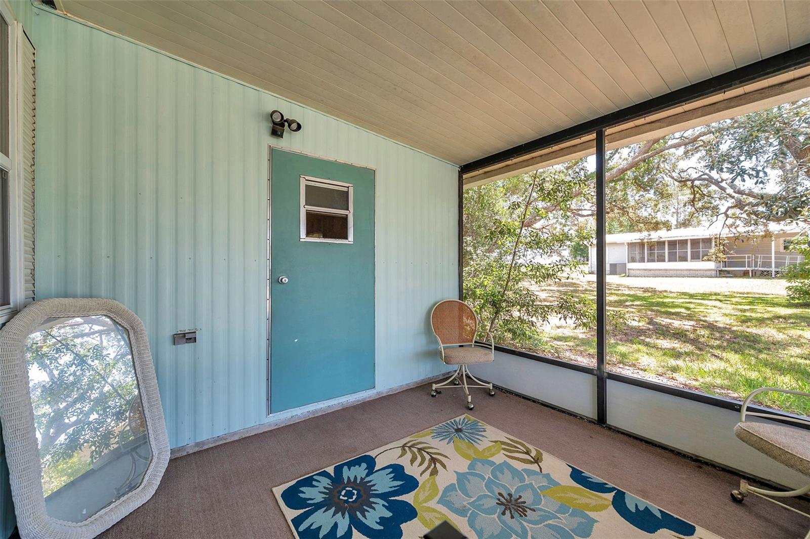 Image 15 of 90 For 16131 Brookridge Boulevard