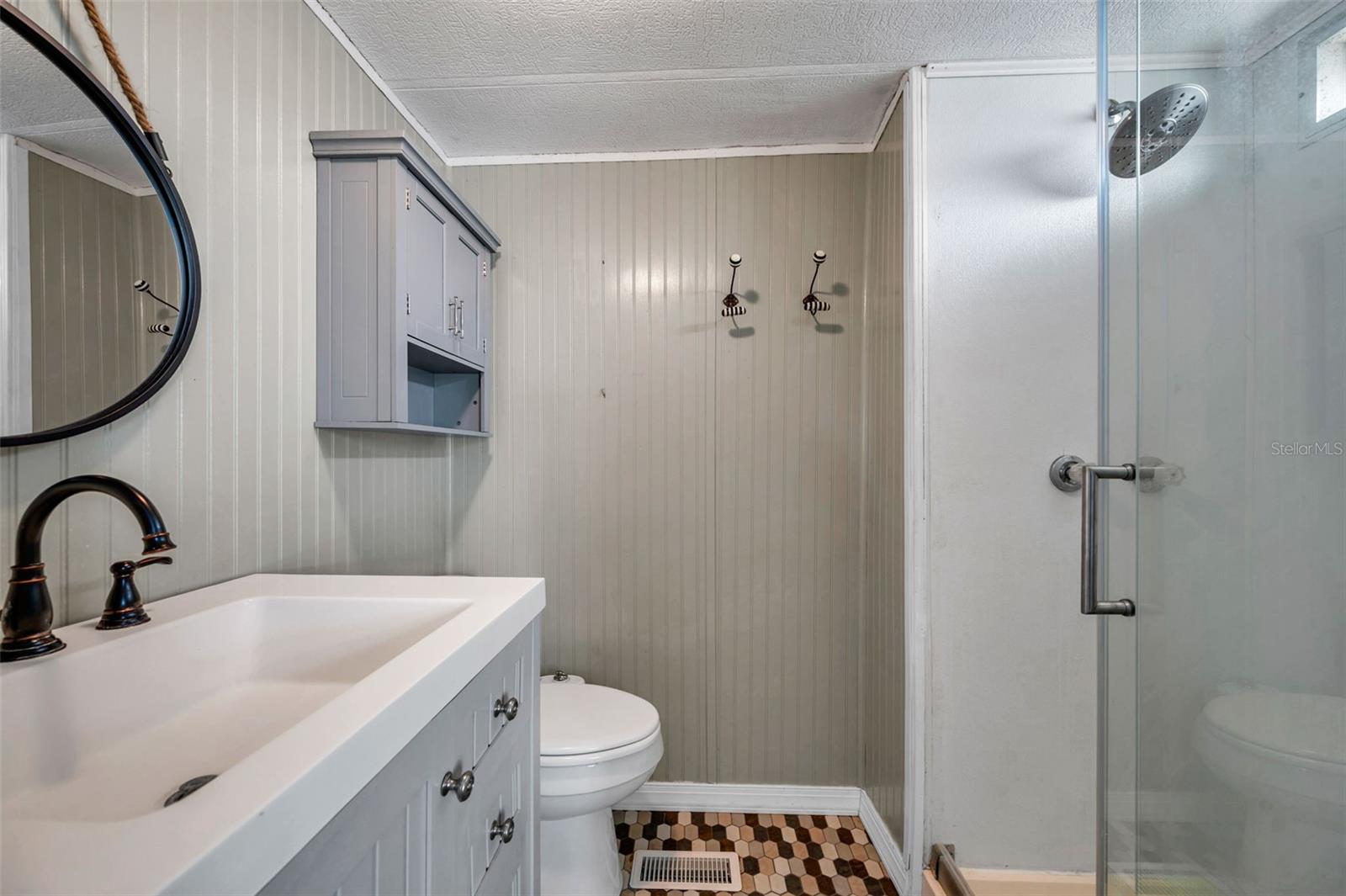 Image 39 of 90 For 16131 Brookridge Boulevard