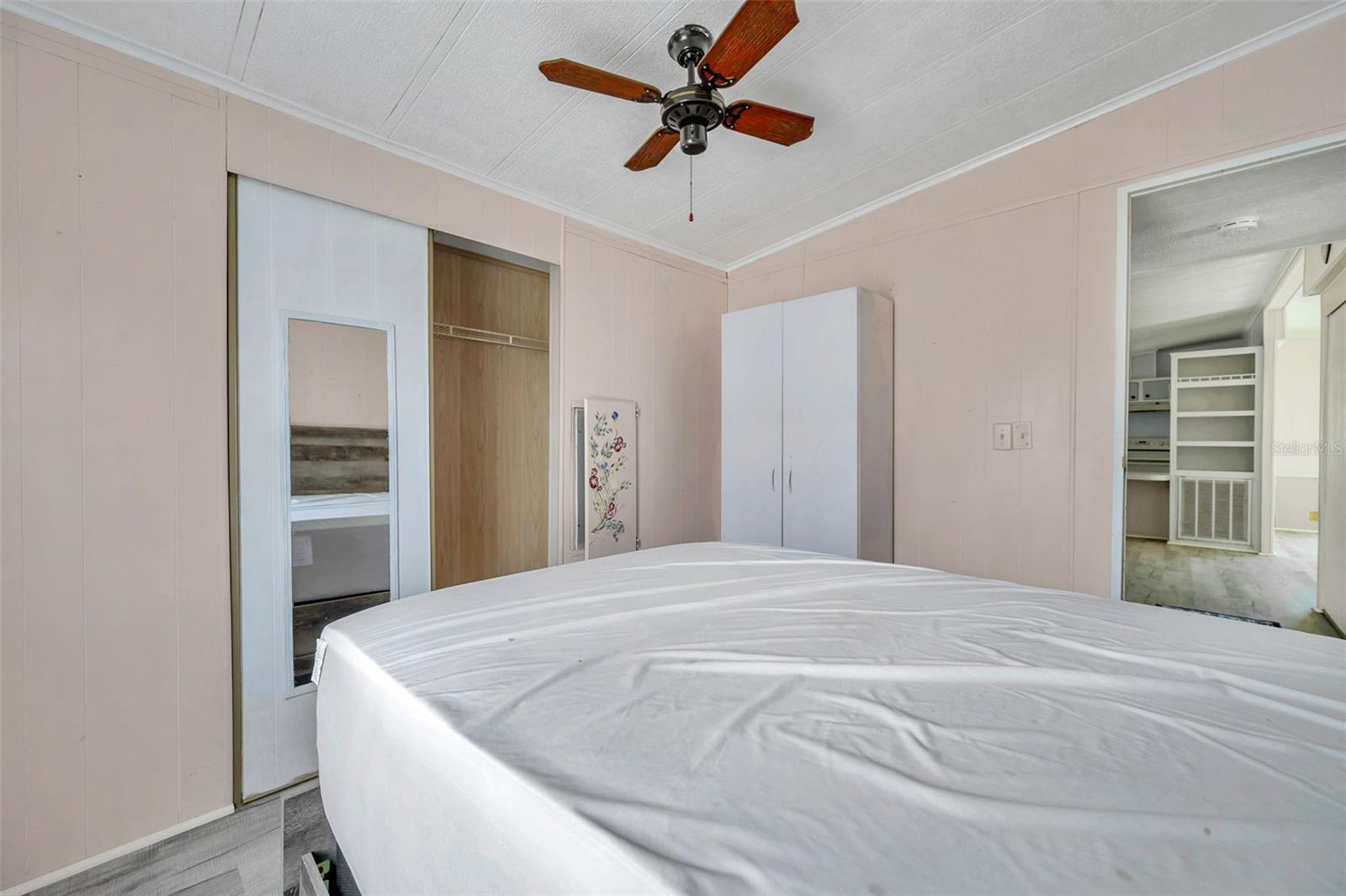 Image 45 of 90 For 16131 Brookridge Boulevard