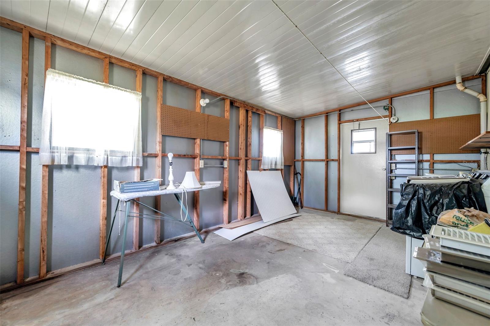 Image 50 of 90 For 16131 Brookridge Boulevard