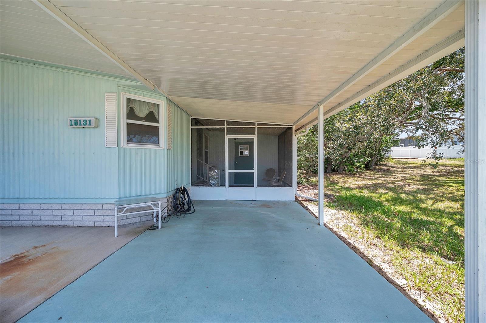 Image 6 of 90 For 16131 Brookridge Boulevard