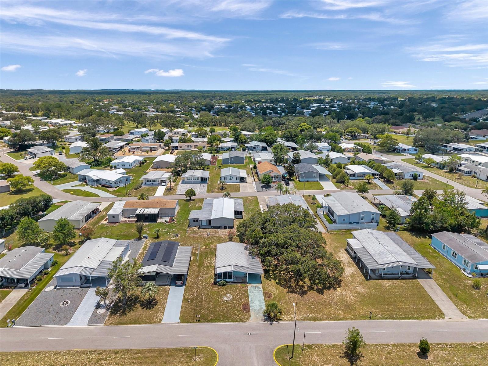Image 65 of 90 For 16131 Brookridge Boulevard