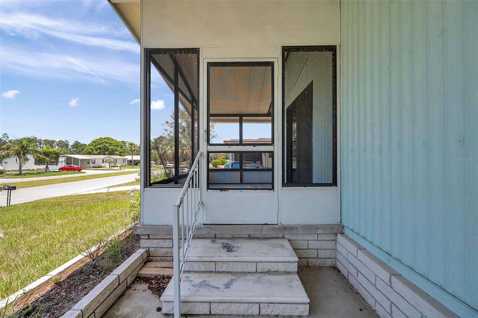 Image 7 of 90 For 16131 Brookridge Boulevard