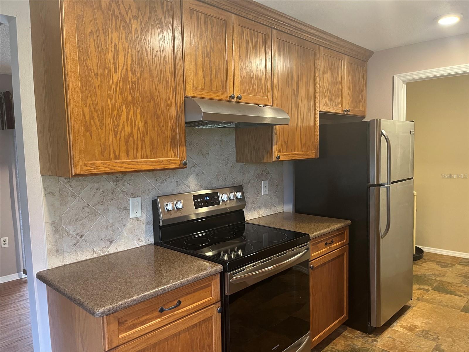 Image 18 of 37 For 7602 St Andrews Boulevard 7596-c