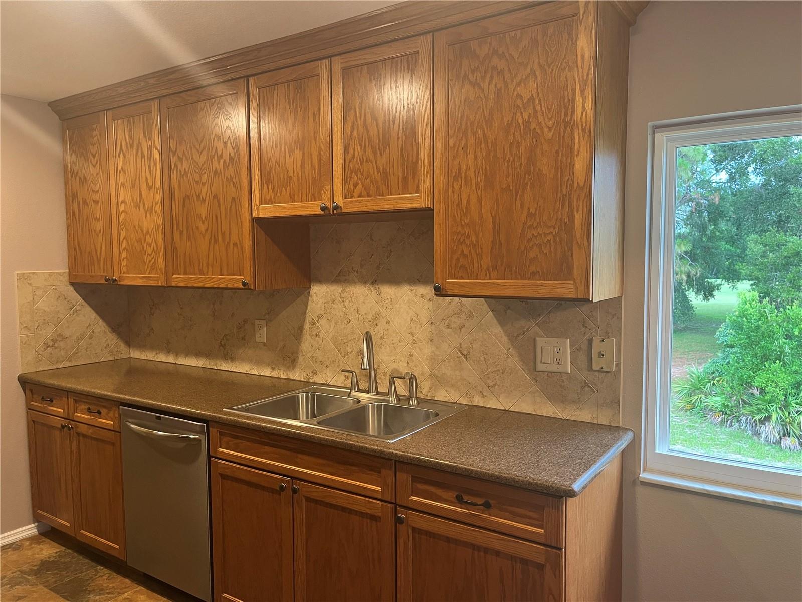 Image 19 of 37 For 7602 St Andrews Boulevard 7596-c