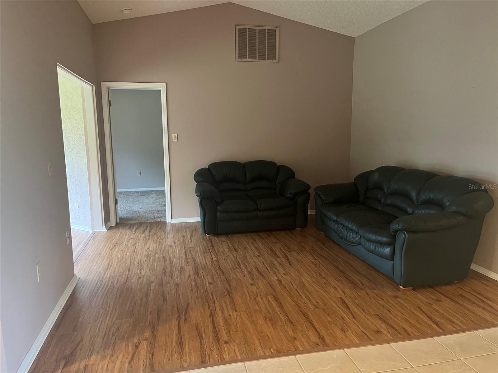 Image 4 of 37 For 7602 St Andrews Boulevard 7596-c