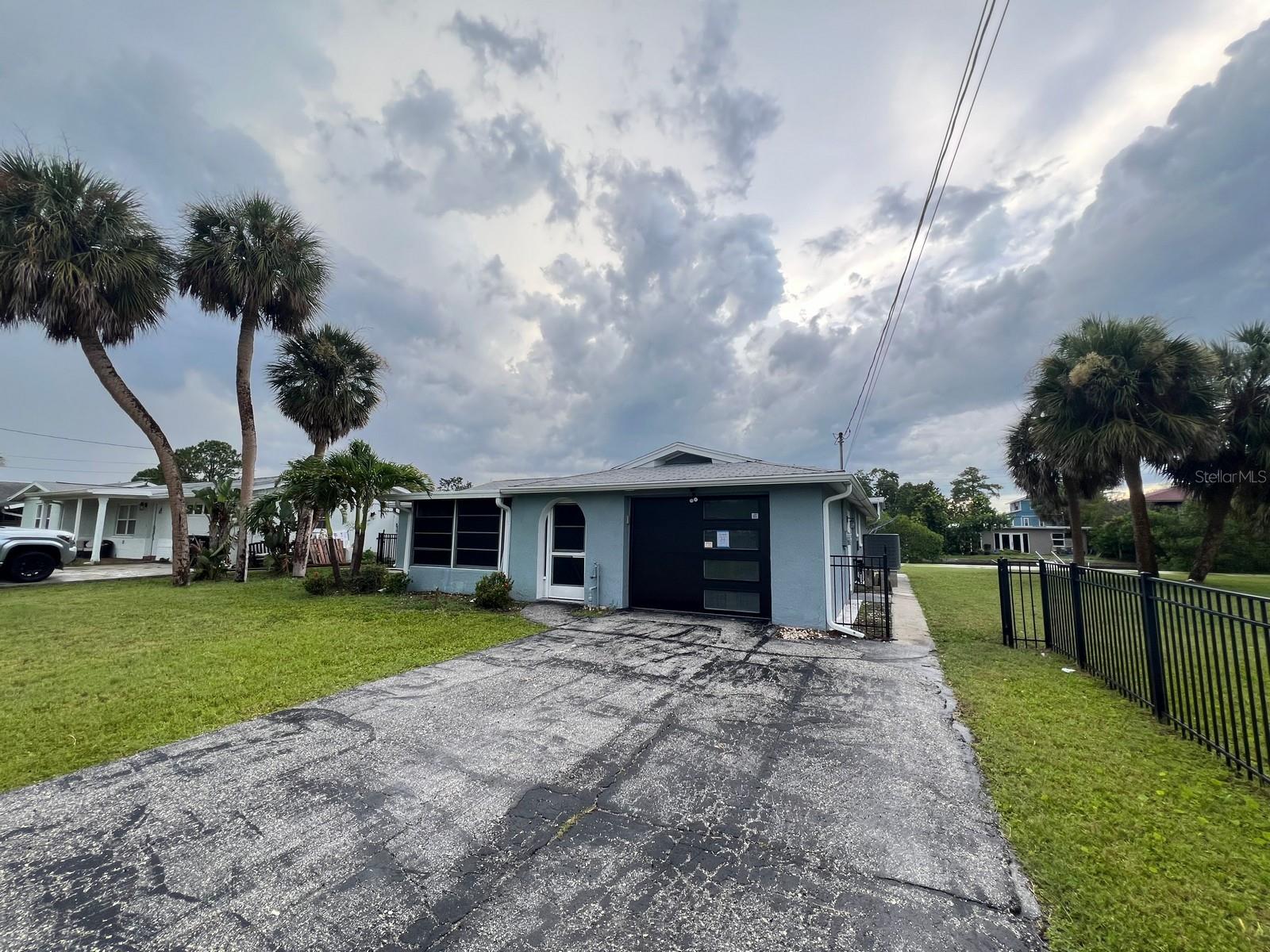 Listing photo id 28 for 5435 Quist Drive