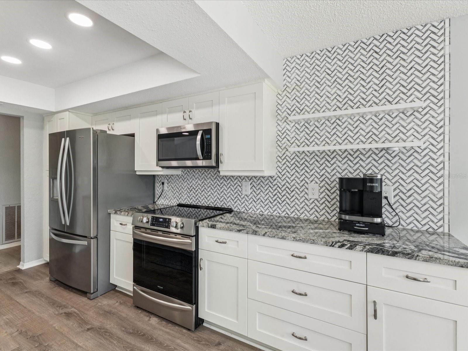 Image 14 of 54 For 8110 Winding Oak Lane
