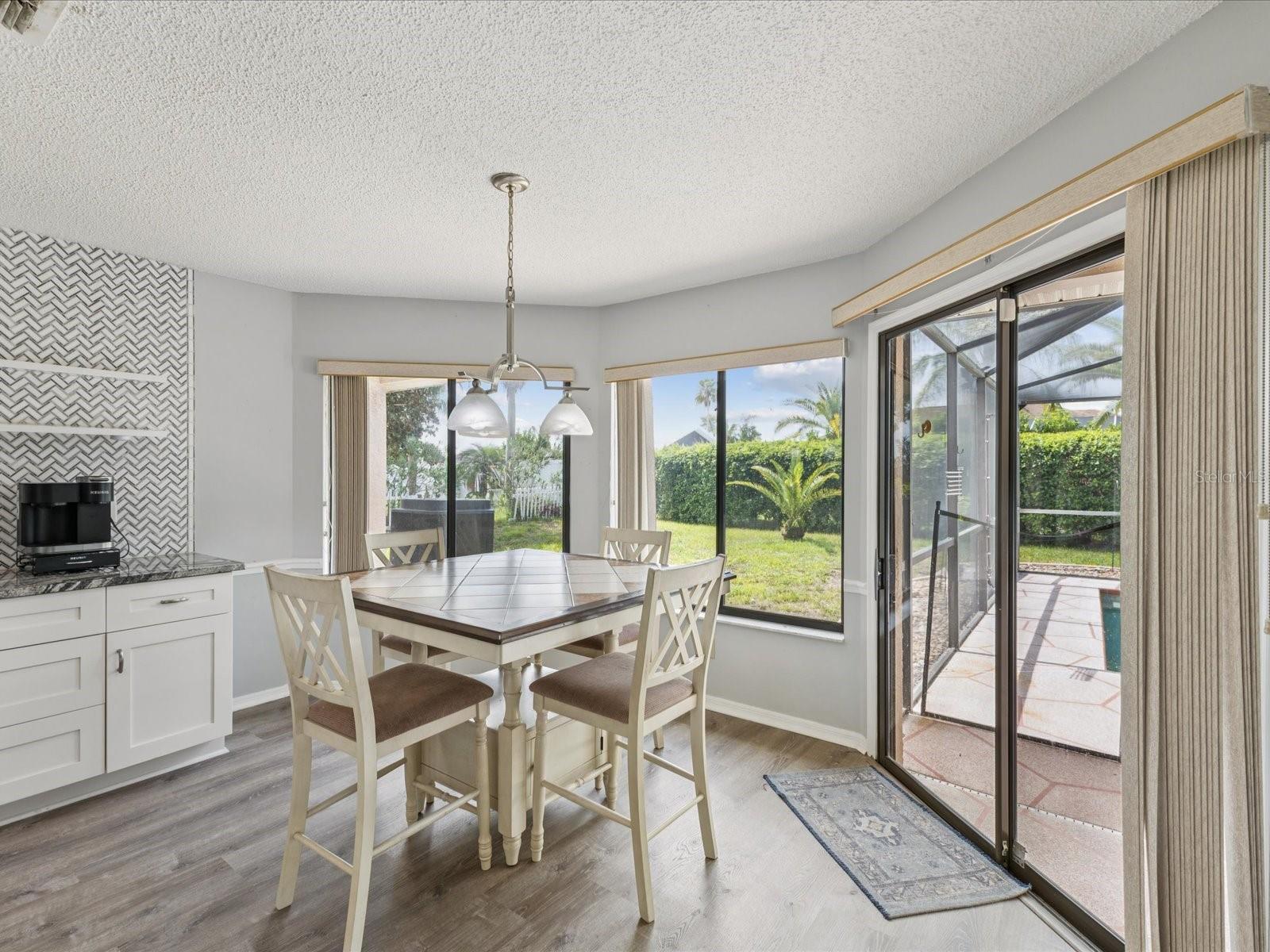 Image 19 of 54 For 8110 Winding Oak Lane