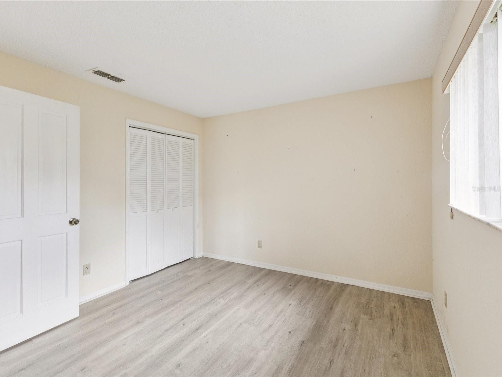 Image 30 of 54 For 8110 Winding Oak Lane