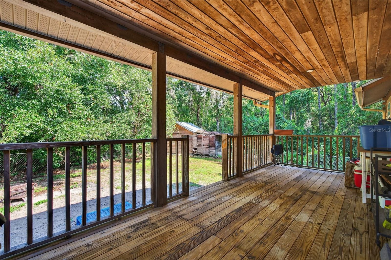 Listing photo id 29 for 10319 Chip Lane