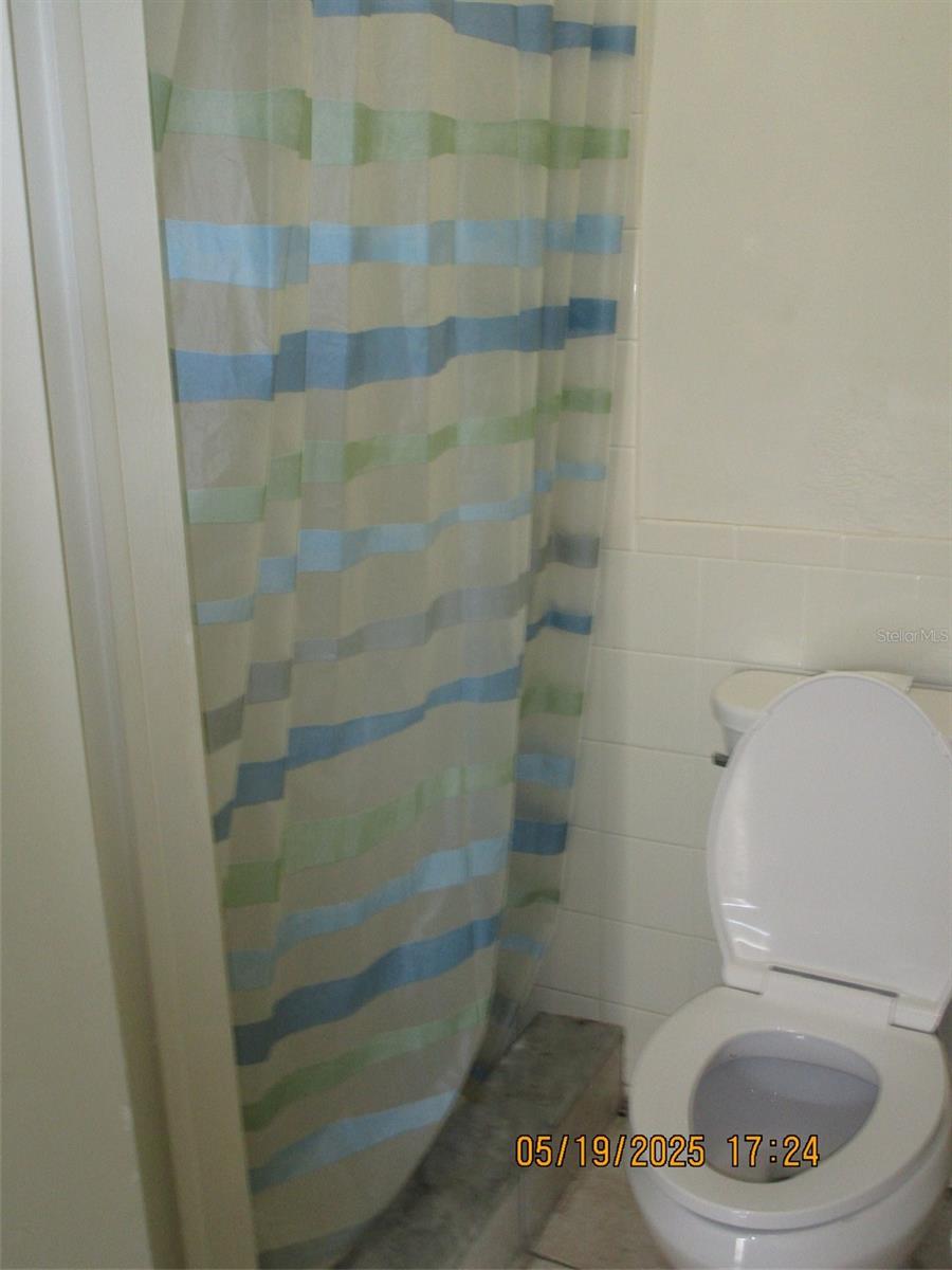 Image 3 of 9 For 3911 Redwood Drive
