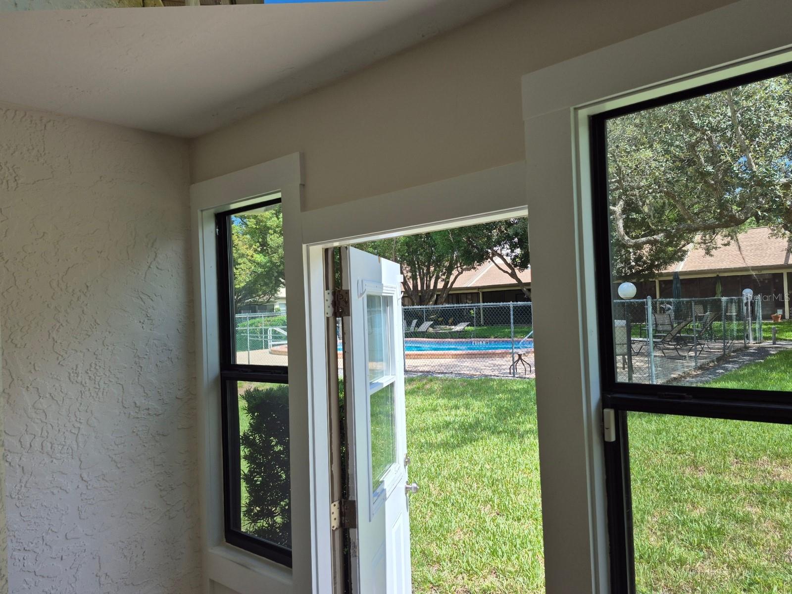Image 20 of 31 For 1306 Golfview Drive 1306