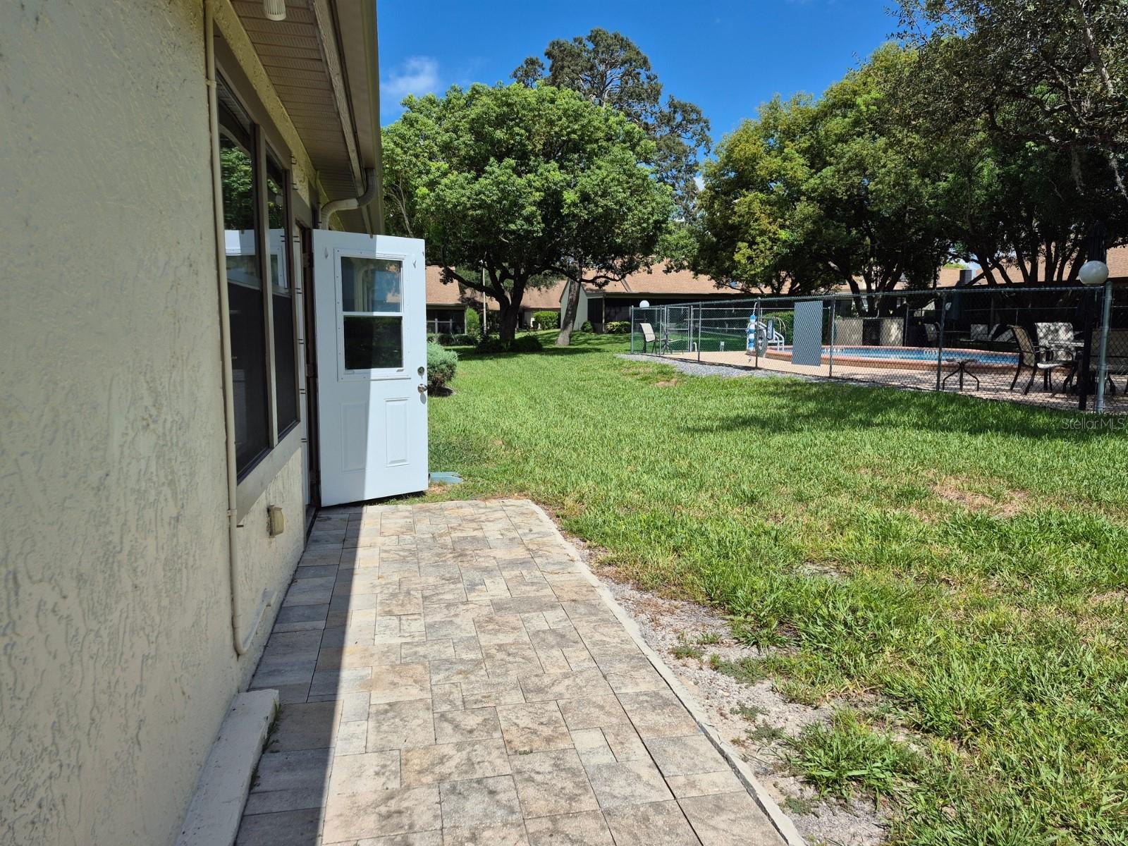 Image 21 of 31 For 1306 Golfview Drive 1306