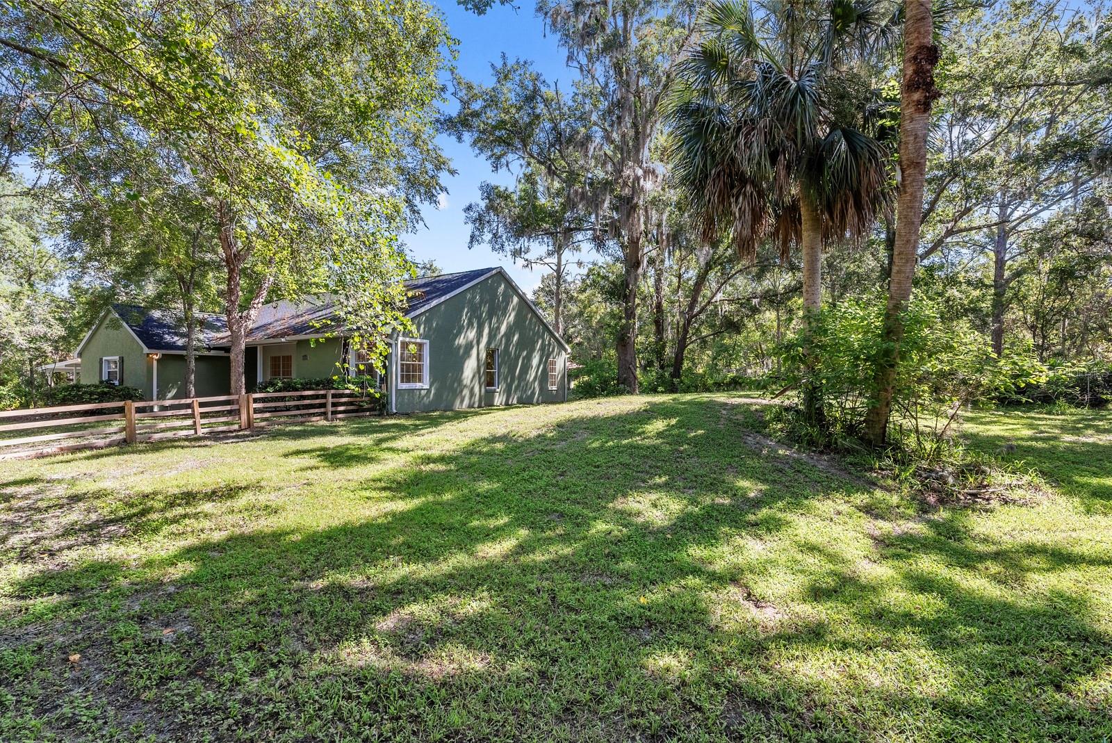 Image 18 of 43 For 10449 Dawnflower Point