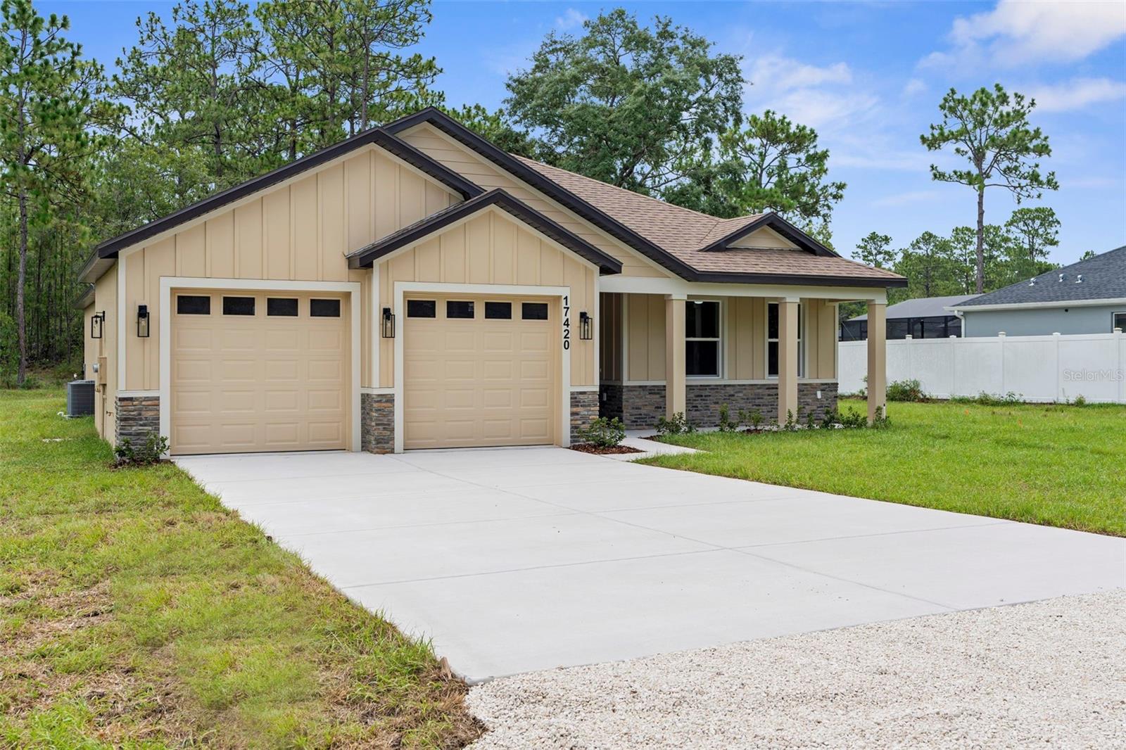 Image 12 of 47 For 17420 Macassar Road