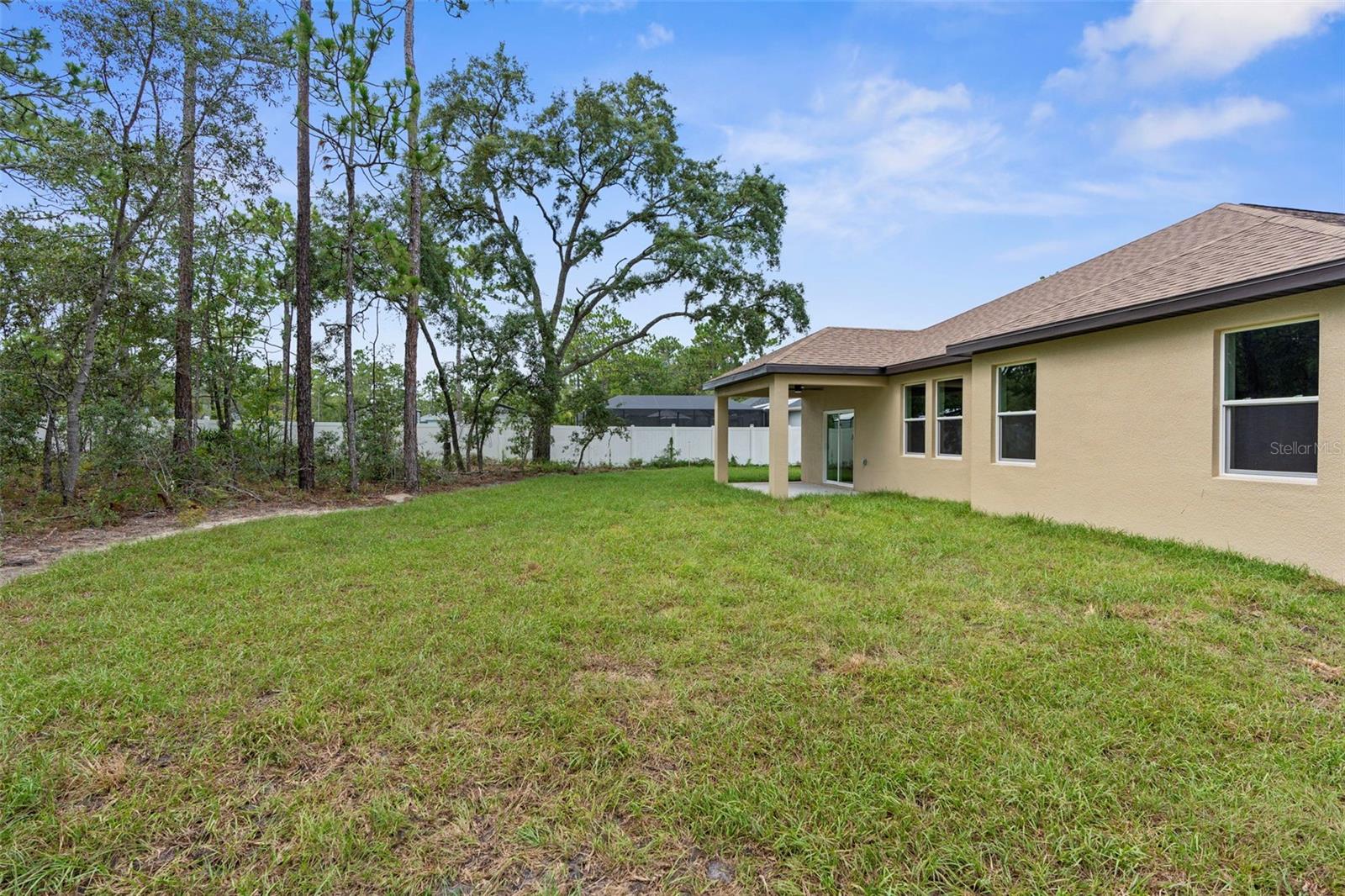 Image 13 of 47 For 17420 Macassar Road